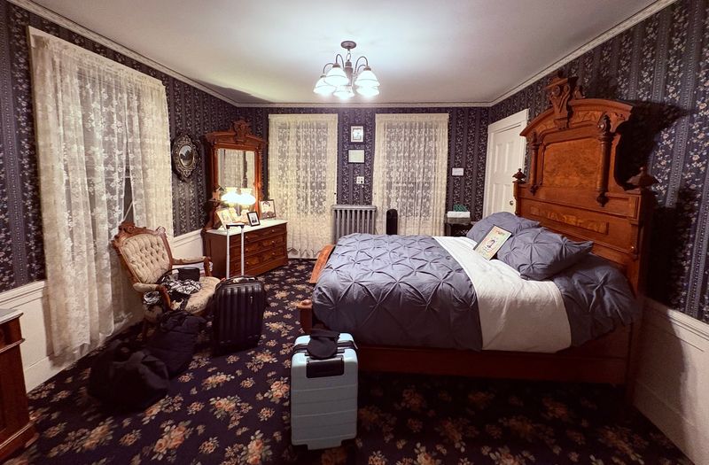 Who Will Love a Night Here Who Will Love a Night Here