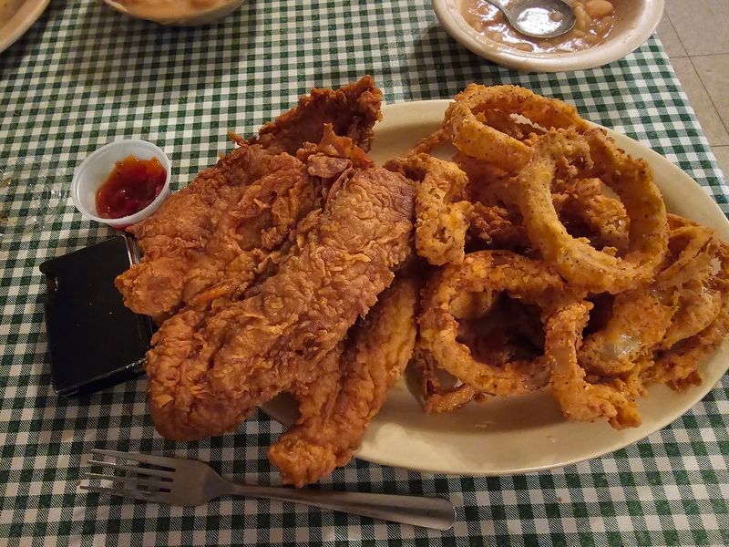 Whole Fish, Fillets, and Bottomless Plates