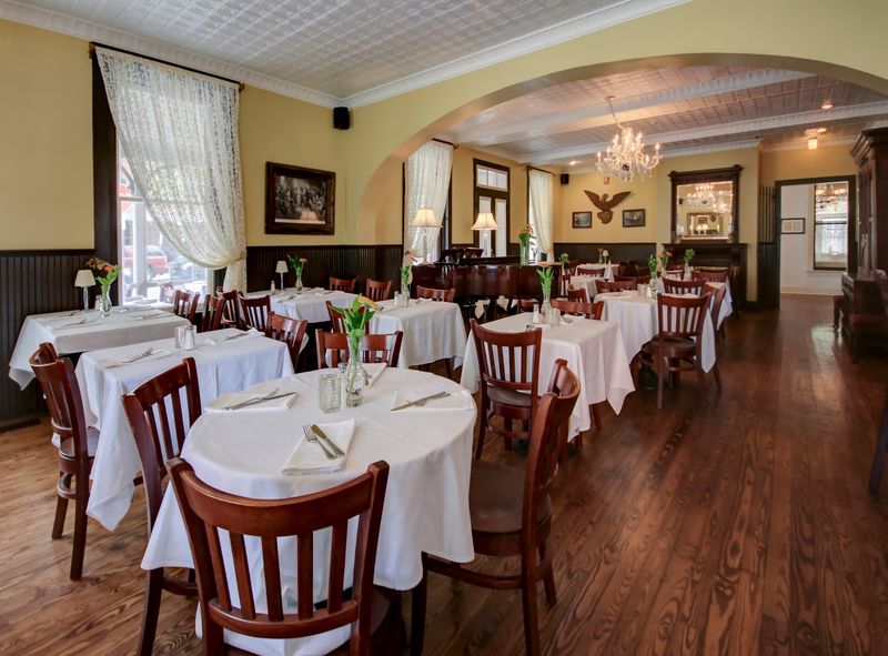 Why the Old Dining Room Still Draws a Crowd