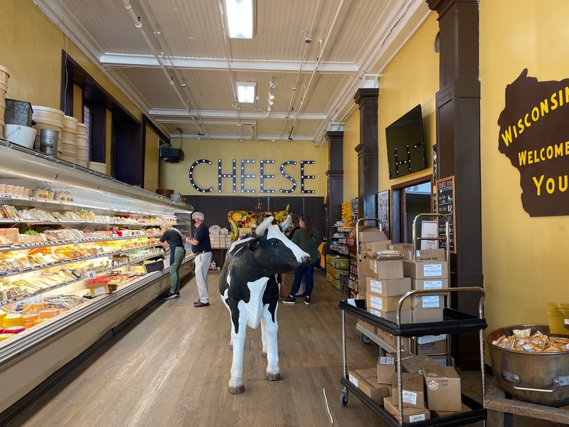 Wisconsin Cheese Mart, Milwaukee, WI