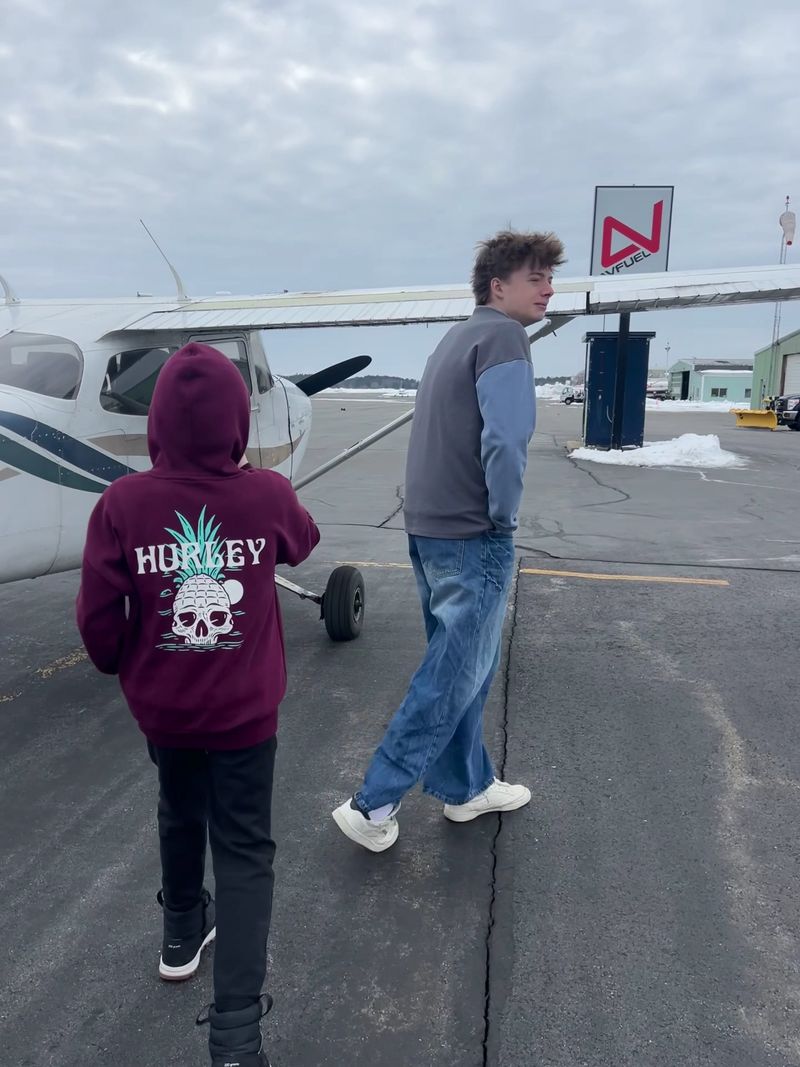 Worth the Detour for Plane Fans