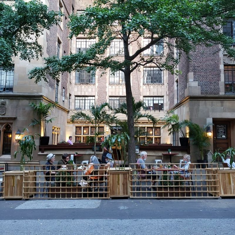 Worth the Walk to Tudor City Worth the Walk to Tudor City