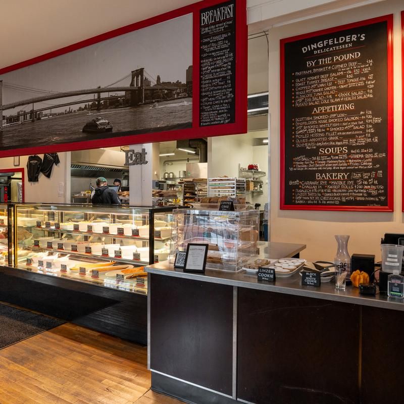 Yiddish Lessons From the Owner