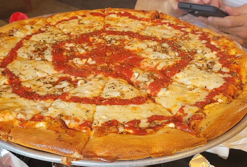 ZwanzigZ Pizza, Columbus, IN