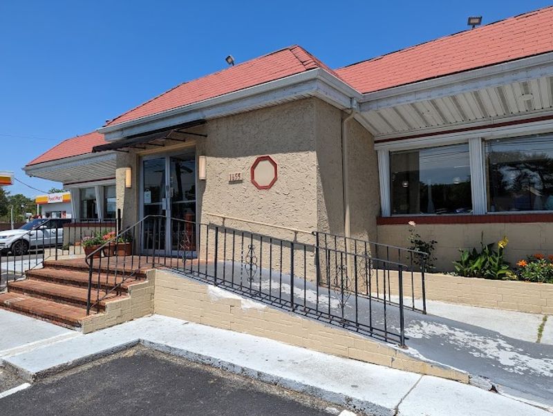 Burlington County Locals Still Swear By These 6 Hometown Diners