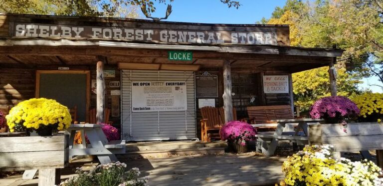 Ever Had A Real Tennessee Country Breakfast Inside An Old General Store? These 6 Serve One