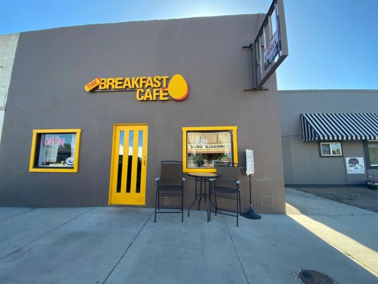 Travelers Passing Through This Tiny Idaho Town Stop At A Family-Run Cafe For A Hearty Home-Style Breakfast