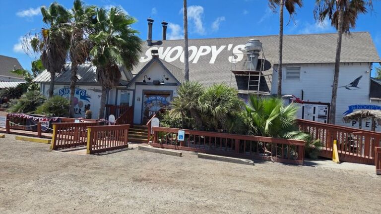 Before You Leave Corpus Christi, Get The Shrimp At Snoopy’s Pier On The Laguna