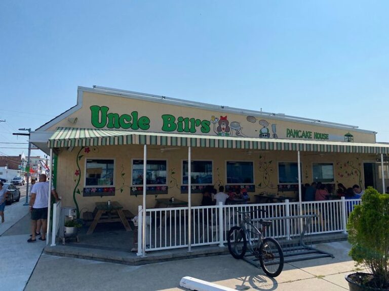 Drive Out To This Wildwood Pancake House Where The Line Moves Fast And The Stacks Are Huge