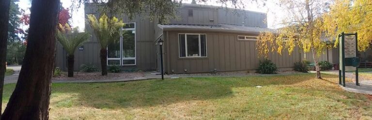Retirees Are Quietly Settling Among the Redwoods in This California Coast Community Where Homes Stay Affordable
