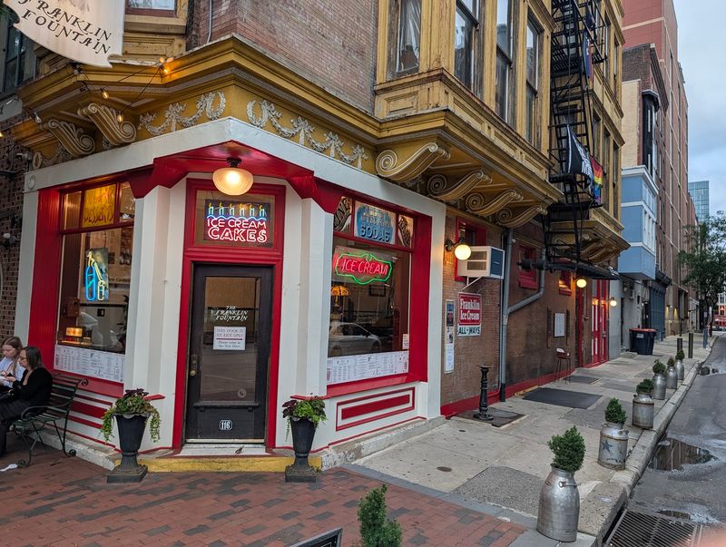 On Market Street In Philadelphia, Pennsylvania, Walking Into This Old-Fashioned Soda Fountain Feels Like Stepping Back In Time