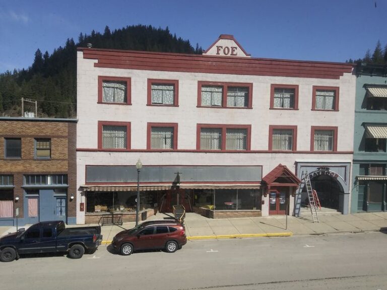 Step Back Into The Silver Mining Days In This Tiny Idaho Town Of Wallace