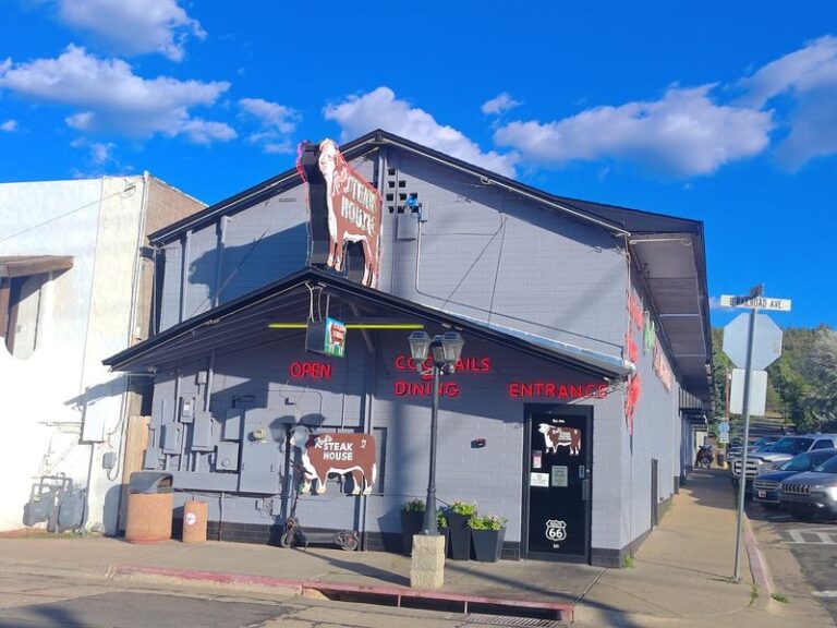Over In Williams, Rod’s Steak House Has Been Grilling Route 66 Steaks Since 1946