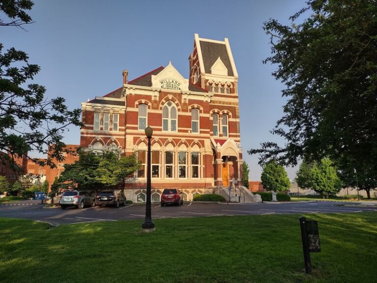 Halloween Thrill Seekers Can Tour The Creepy Old Rooms Of Willard Library In Evansville