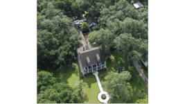This Antique-Filled 1820s Mansion In Louisiana Welcomes Overnight Guests With A Sit-Down Cajun Breakfast