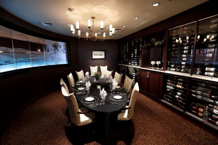 Hidden Behind A Casino Buffet, This Oregon Restaurant’s Steak For Two Is Worth The Drive To Pendleton