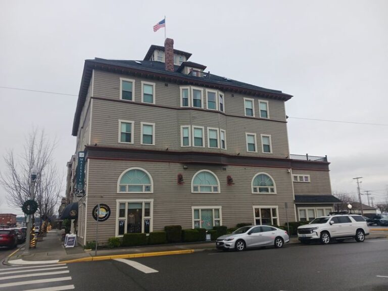 Retirees Are Trading Seattle Traffic For Anacortes, Where Ferries Leave Right From Town