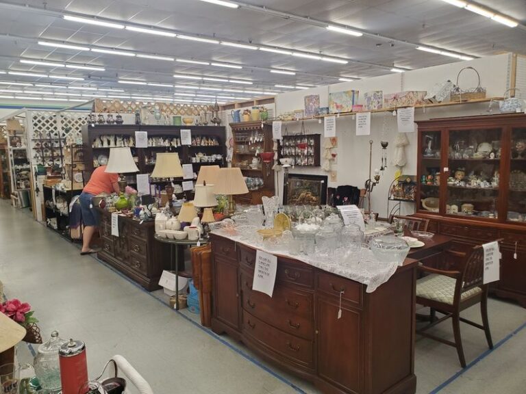 It’s Easy To Lose Your Shopping Partner In This Giant Florida Antique Mall Packed With WWII And NASA-Era Finds