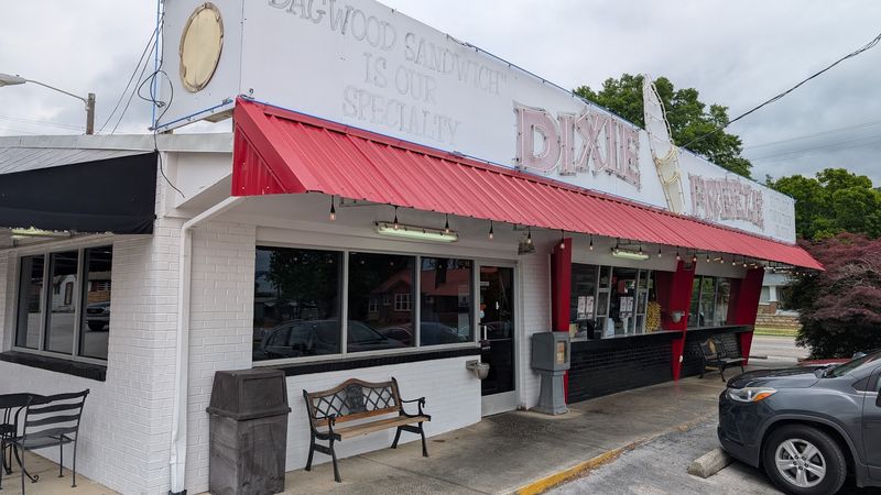 Dyersburg Has Been Pulling Up To Dixie Freeze For Burgers And Shakes Since The 1950s