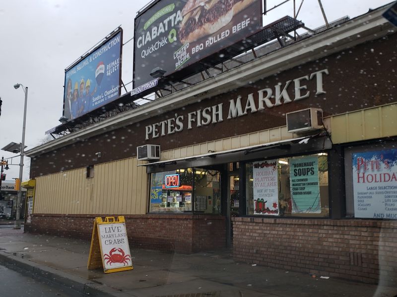 Why Do Jersey Shore Regulars Keep Driving Inland For These 6 Hidden Seafood Markets?