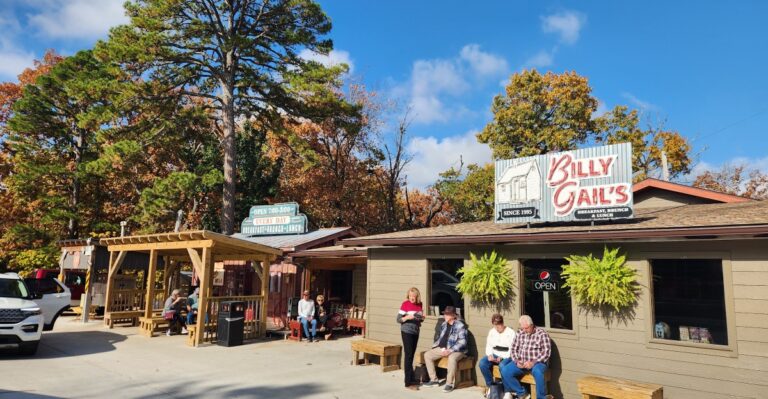 Pecan Pie And Pot Roast Keep Branson Families Coming Back To This Homey Ozarks Cafe