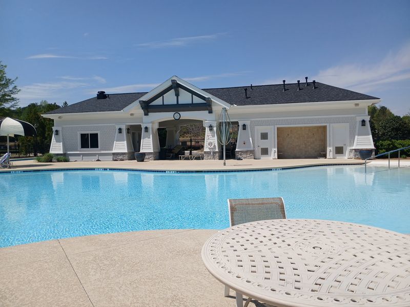 This Quiet Georgia Golf Community Is Where Retirees Settle In With Course Views Out Back