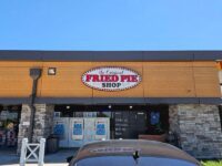 Texans Detour Off I-35 Just To Grab A Sack Of Fried Pies At This Tiny Bakery